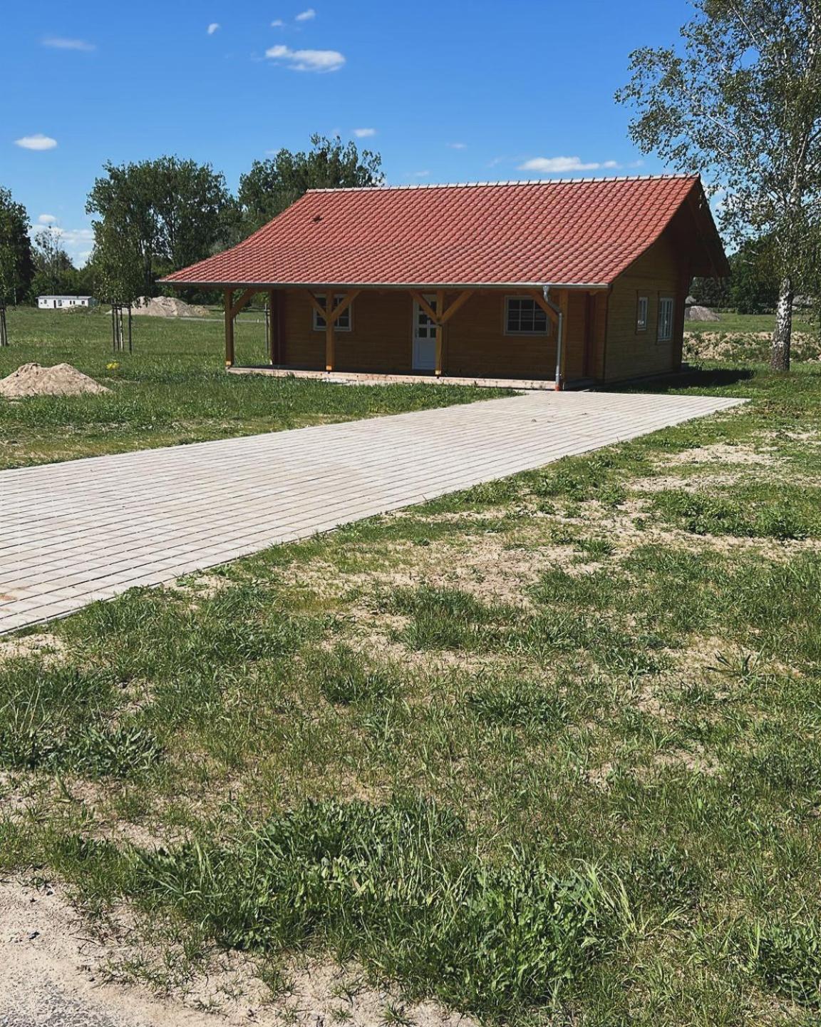 Airpark Ranch Villa Lärz Exteriör bild